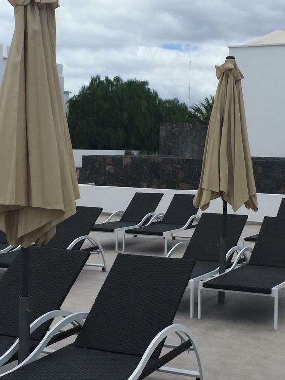 Los Gracioseros Puerto Del Carmen Luxury Extérieur photo